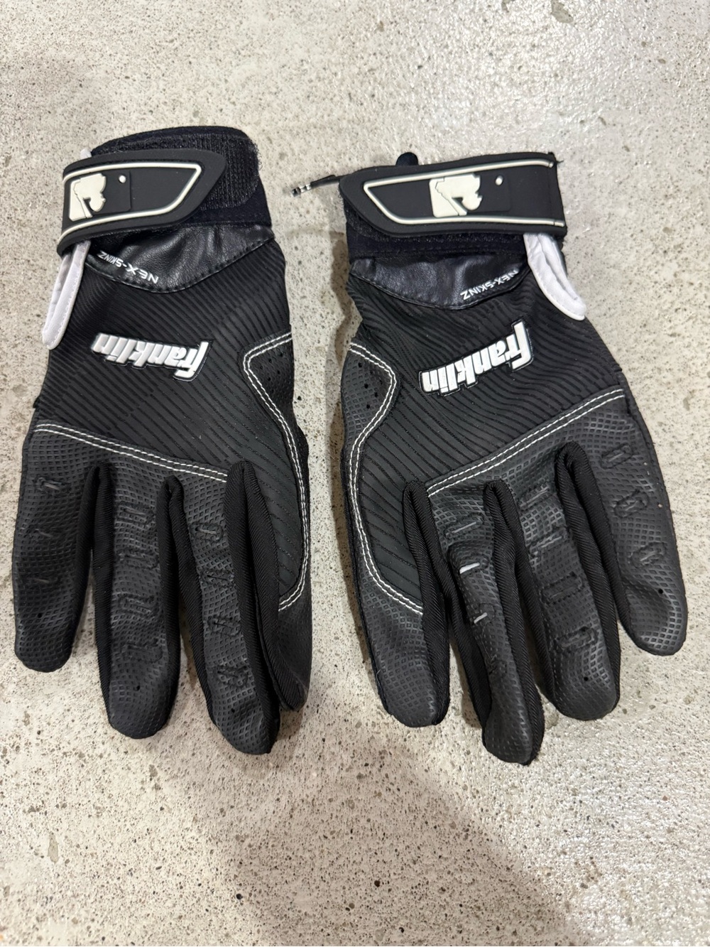 Franklin Kids Black All-Purpose Sports Gloves